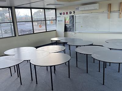 12 Round Tables to give away