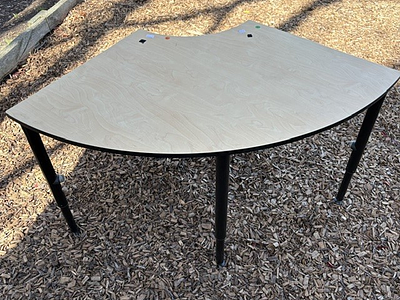 4 quarter circle tables