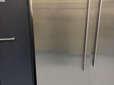 Fisher & Paykel 389L upright freezer